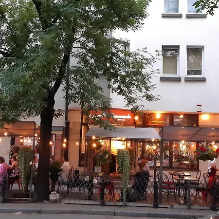 Paryskie W Sercu Warszawy * Varsó